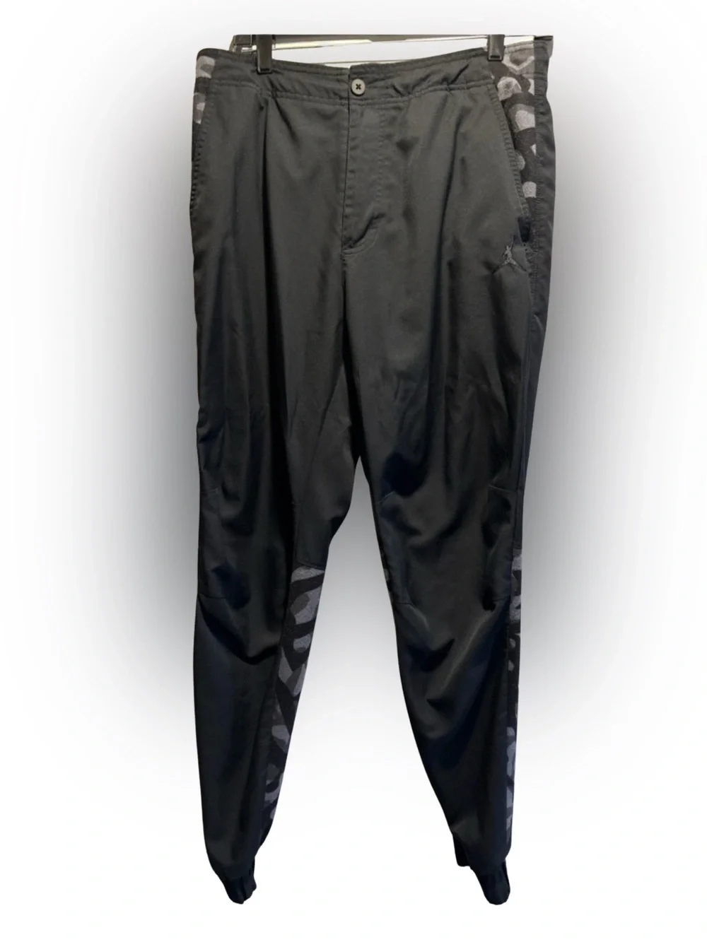 Jordan Joggers Men’s Size 34 Black Gray Camo Athletic Sweatpants